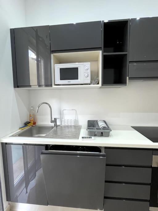Brand New Appartement Of Two Bedrooms In Sliema Exteriör bild