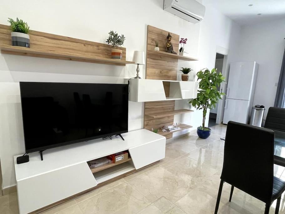 Brand New Appartement Of Two Bedrooms In Sliema Exteriör bild
