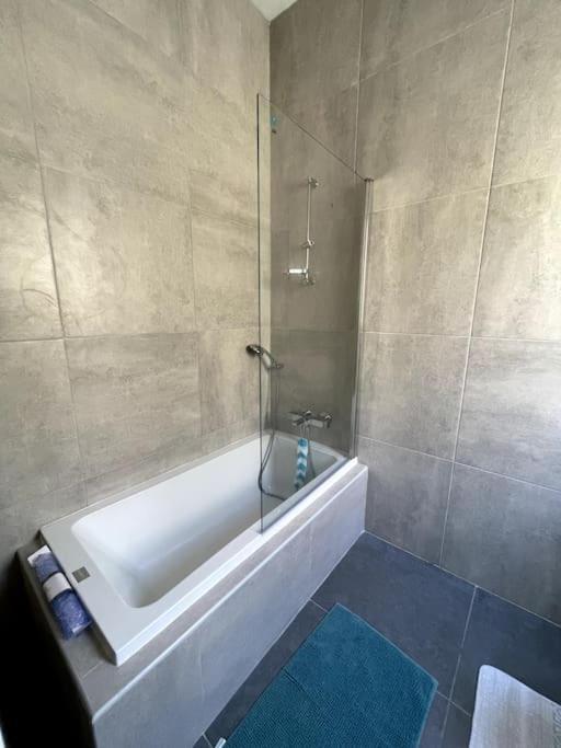 Brand New Appartement Of Two Bedrooms In Sliema Exteriör bild